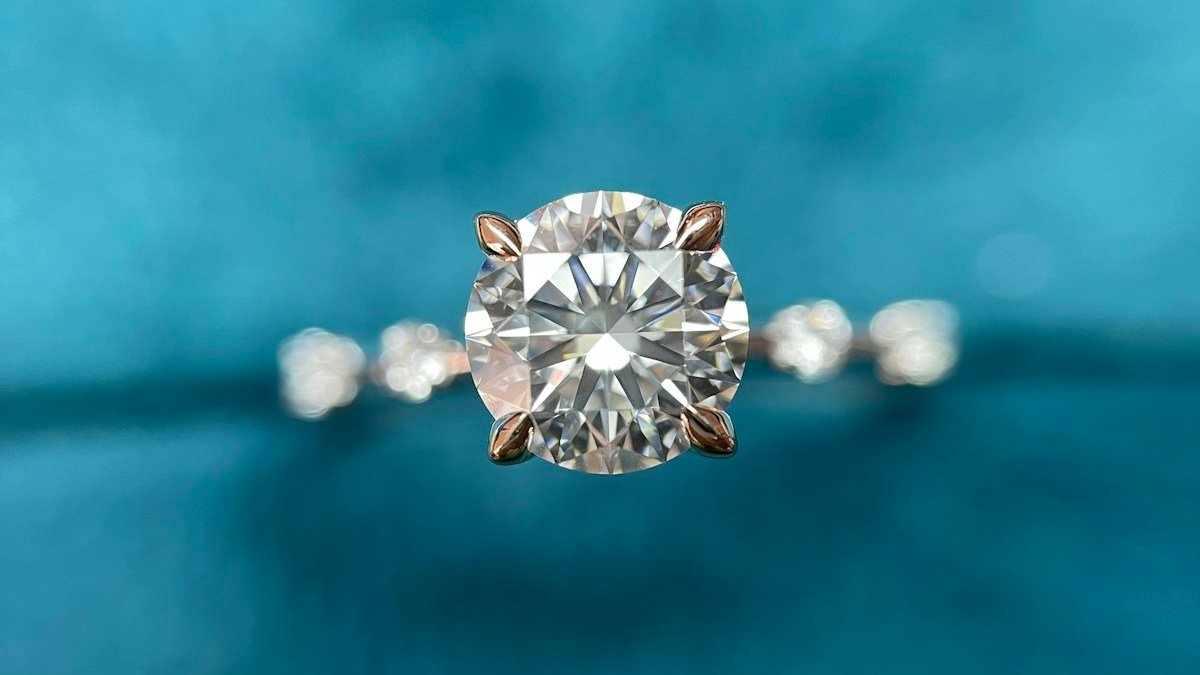 Diamond Valuation & 4Cs Underwriting: How Loan Appraisals Differ from Retail
